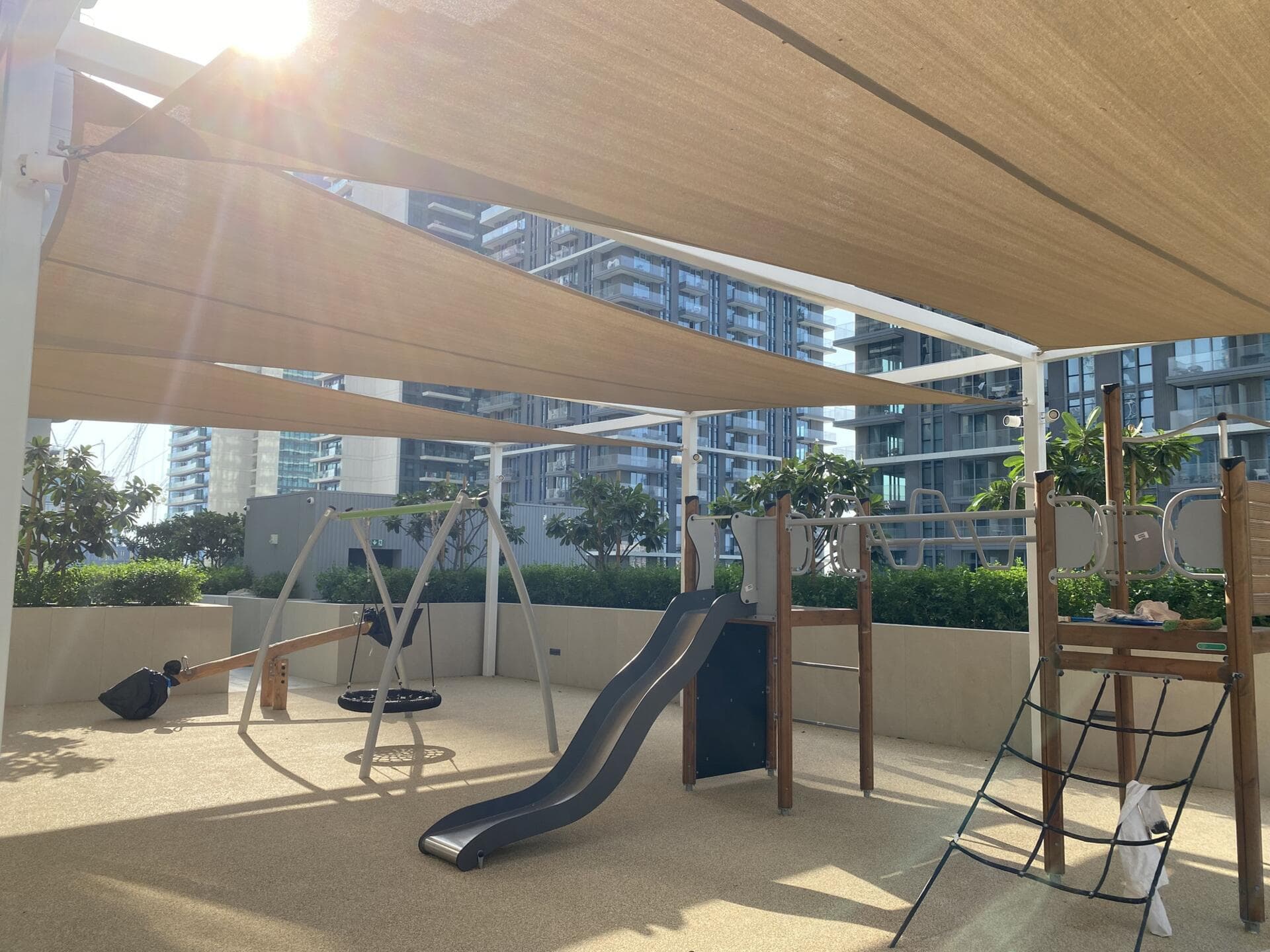 Beach Mansion - Construction