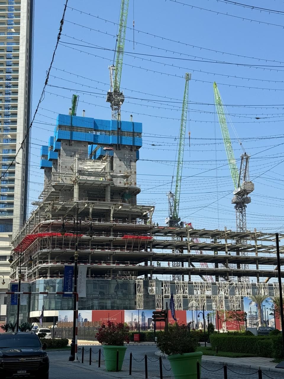 Al Habtoor Tower - Construction