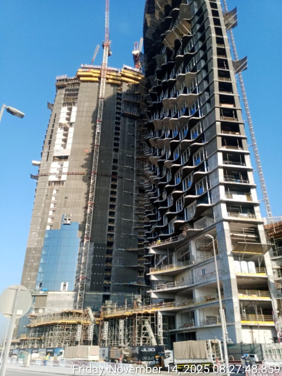 Safa One - Construction