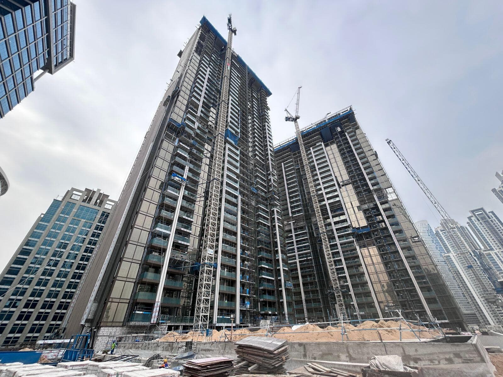 The Edge - Construction