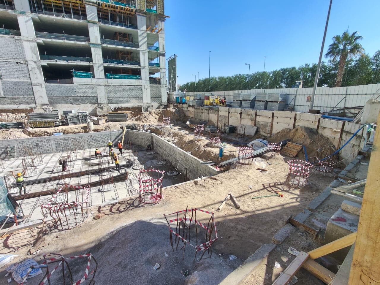 LUM1NAR - Construction