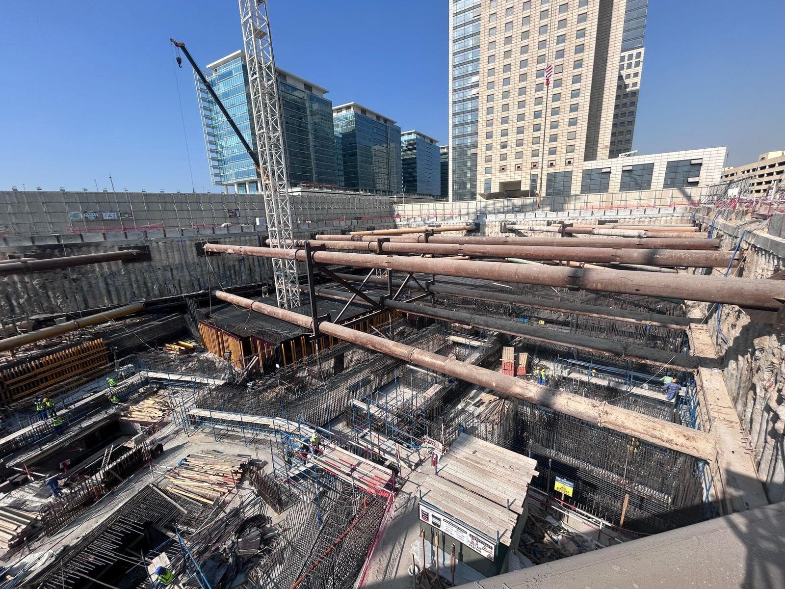 Eleve - Construction