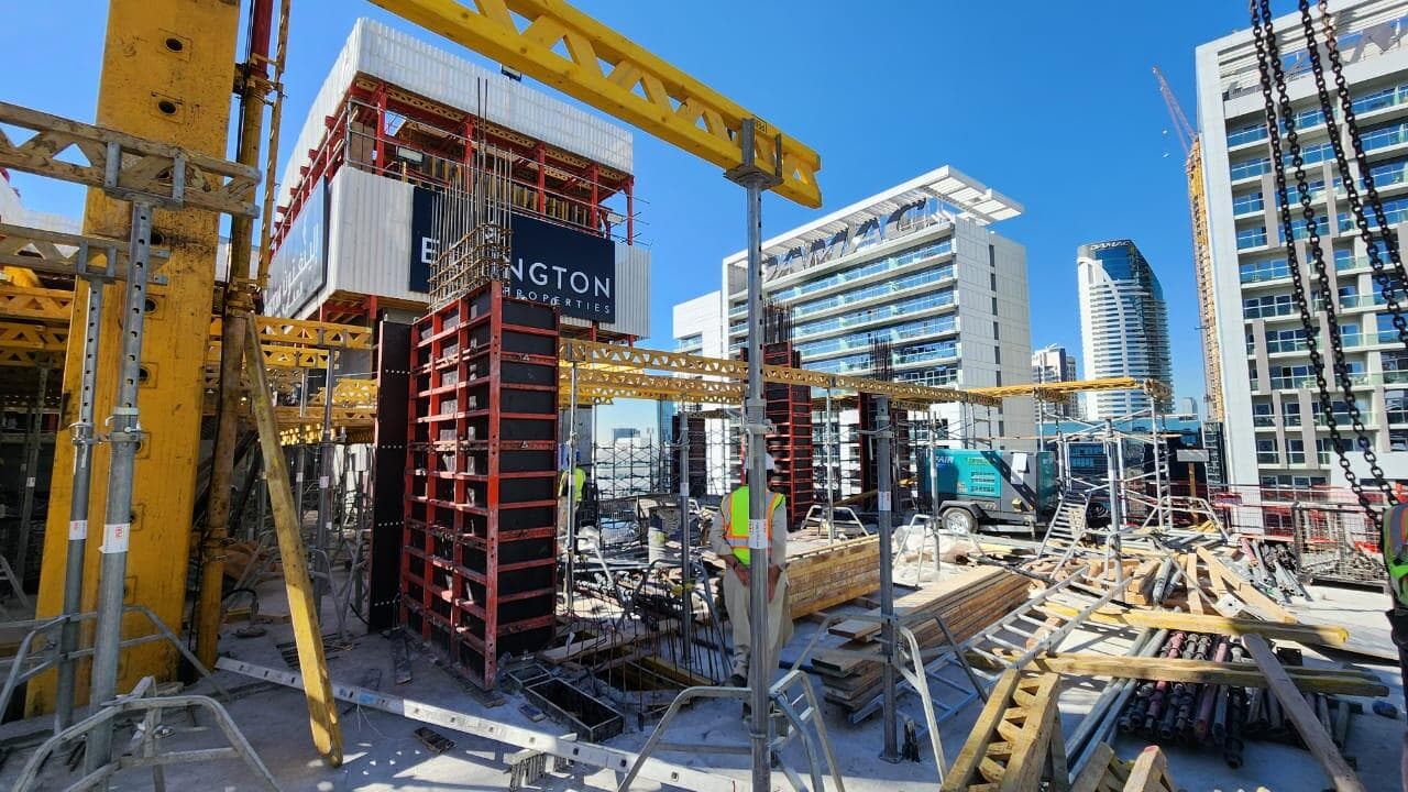 The Crestmark - Construction