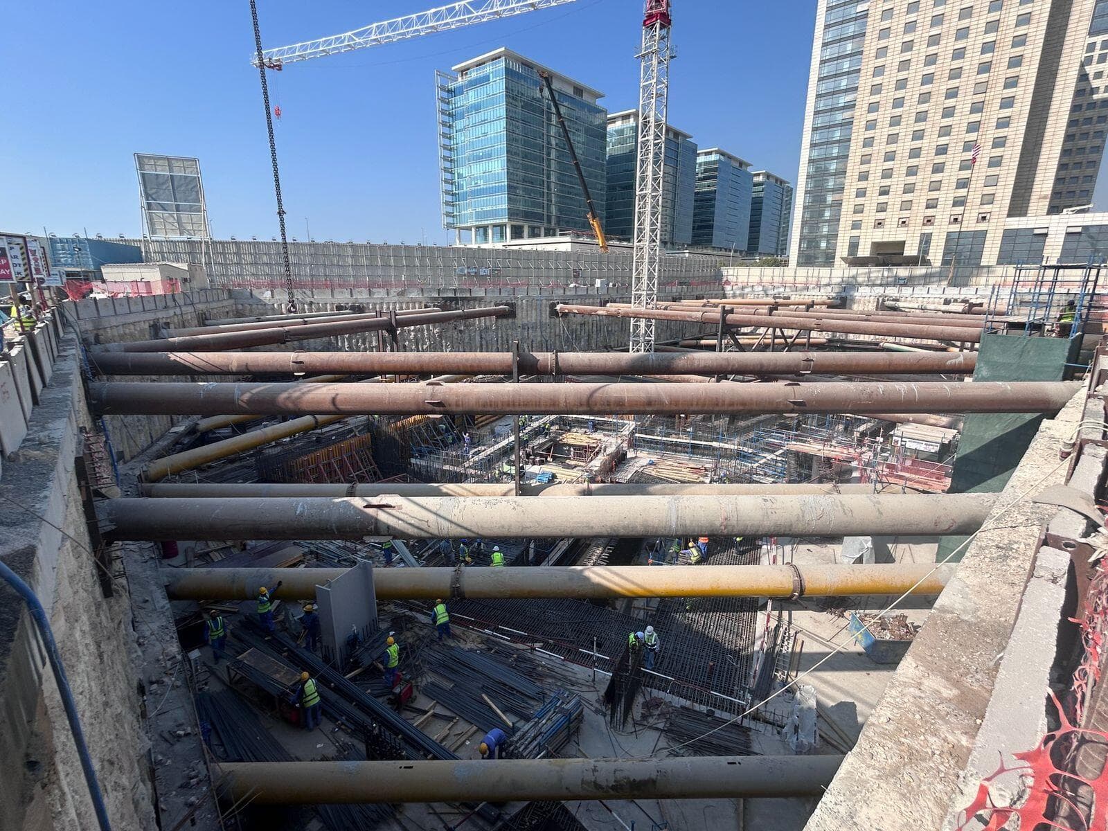 Eleve - Construction