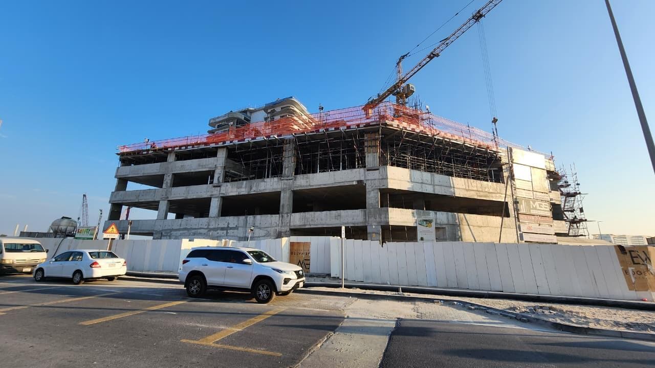 Edgewater Residences - Construction