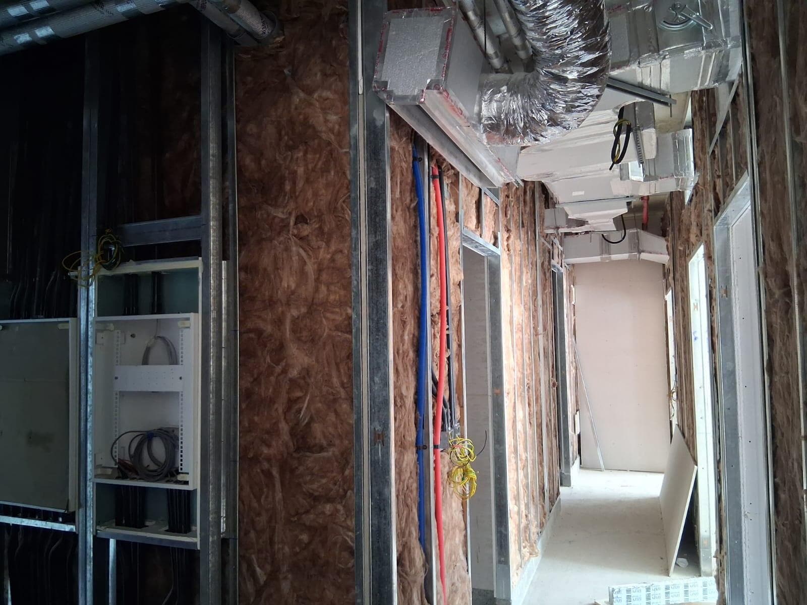 Riviera 62 - Construction