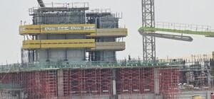 Azizi Venice 13 - Construction