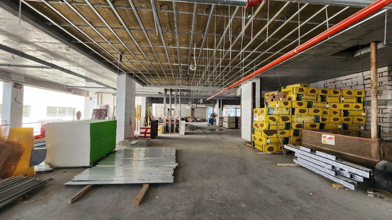 The Crestmark - Construction