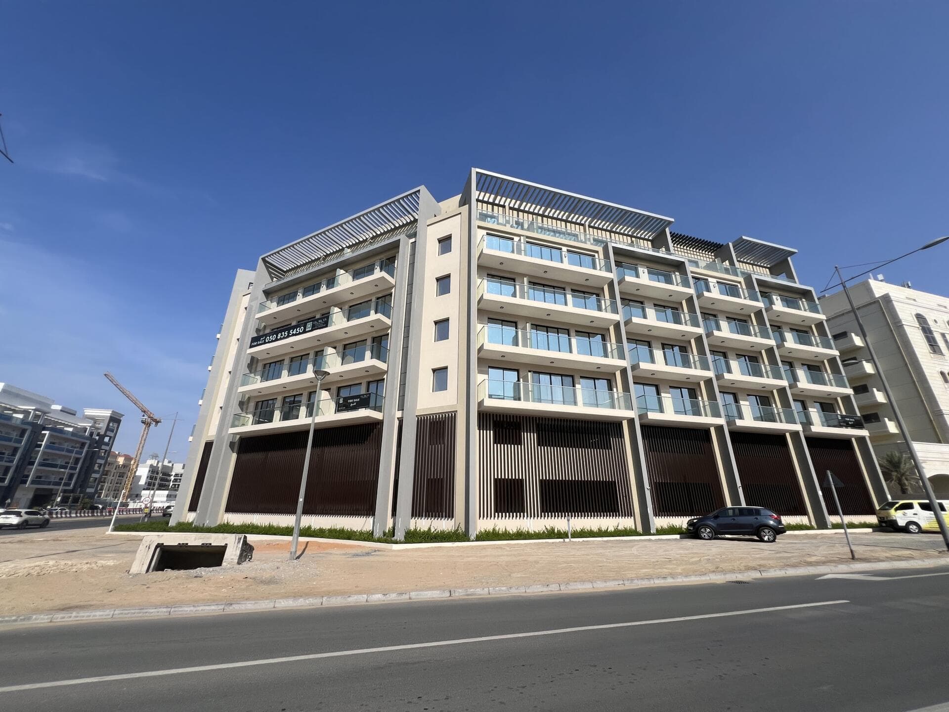 Glorious Central Residences - Construction