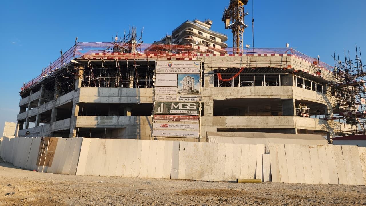 Edgewater Residences - Construction