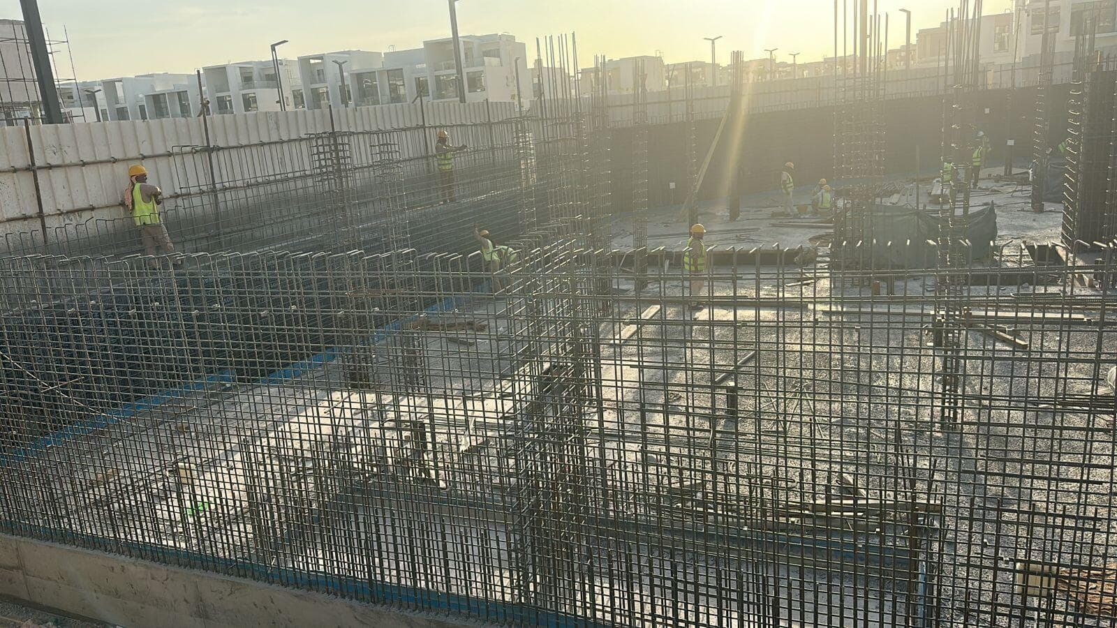 Nineteen Riviera Lagoon - Construction
