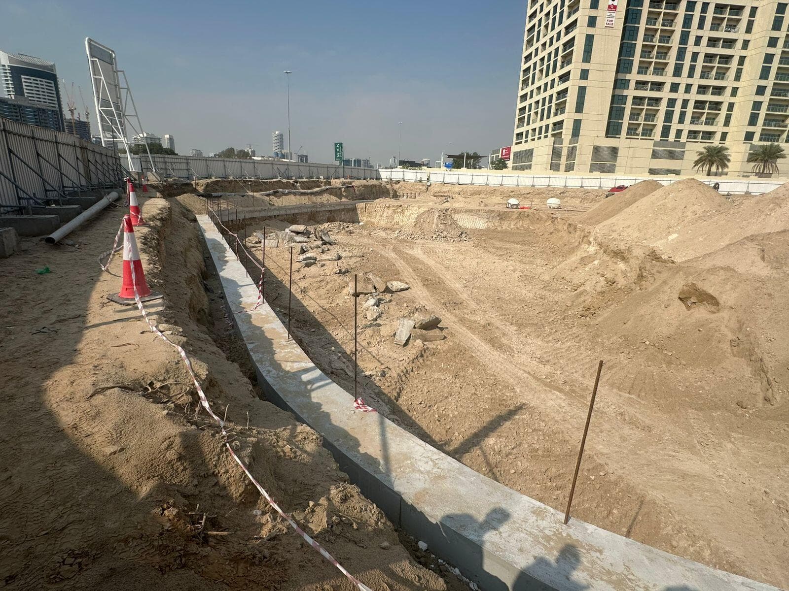 15 Cascade - Construction