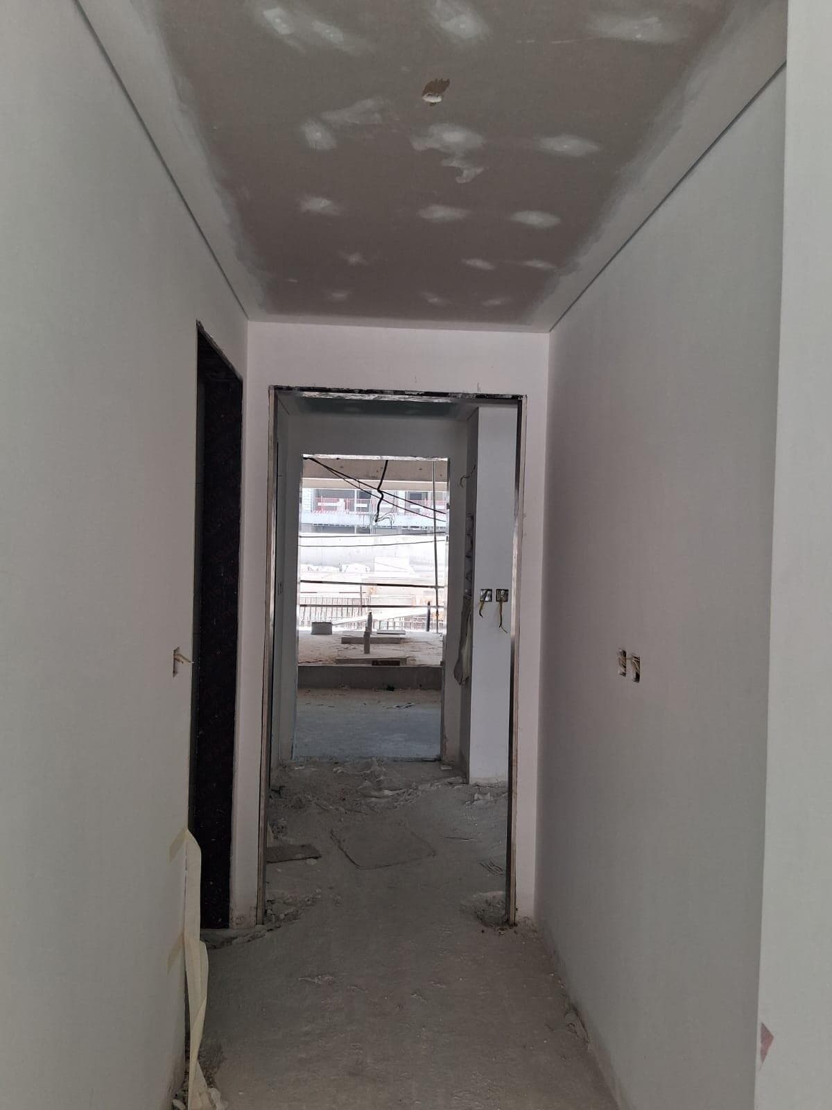 Riviera 62 - Construction