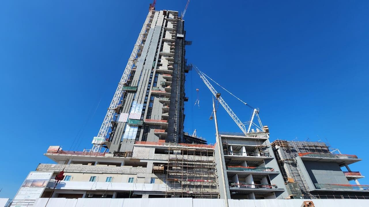 Aria - Construction