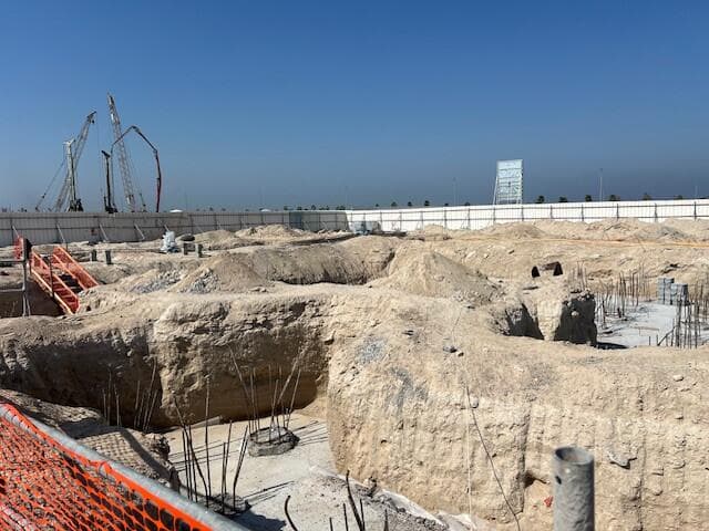 Edgewater Residences - Construction