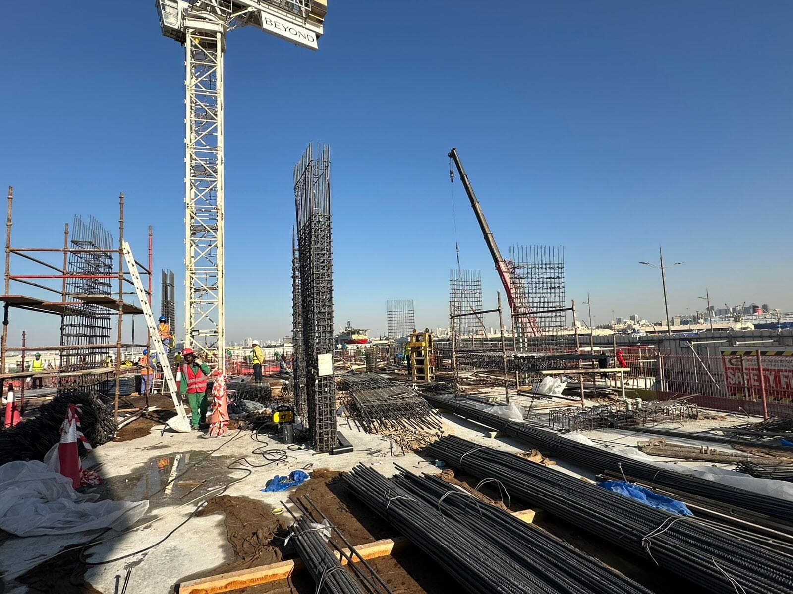 Aria - Construction