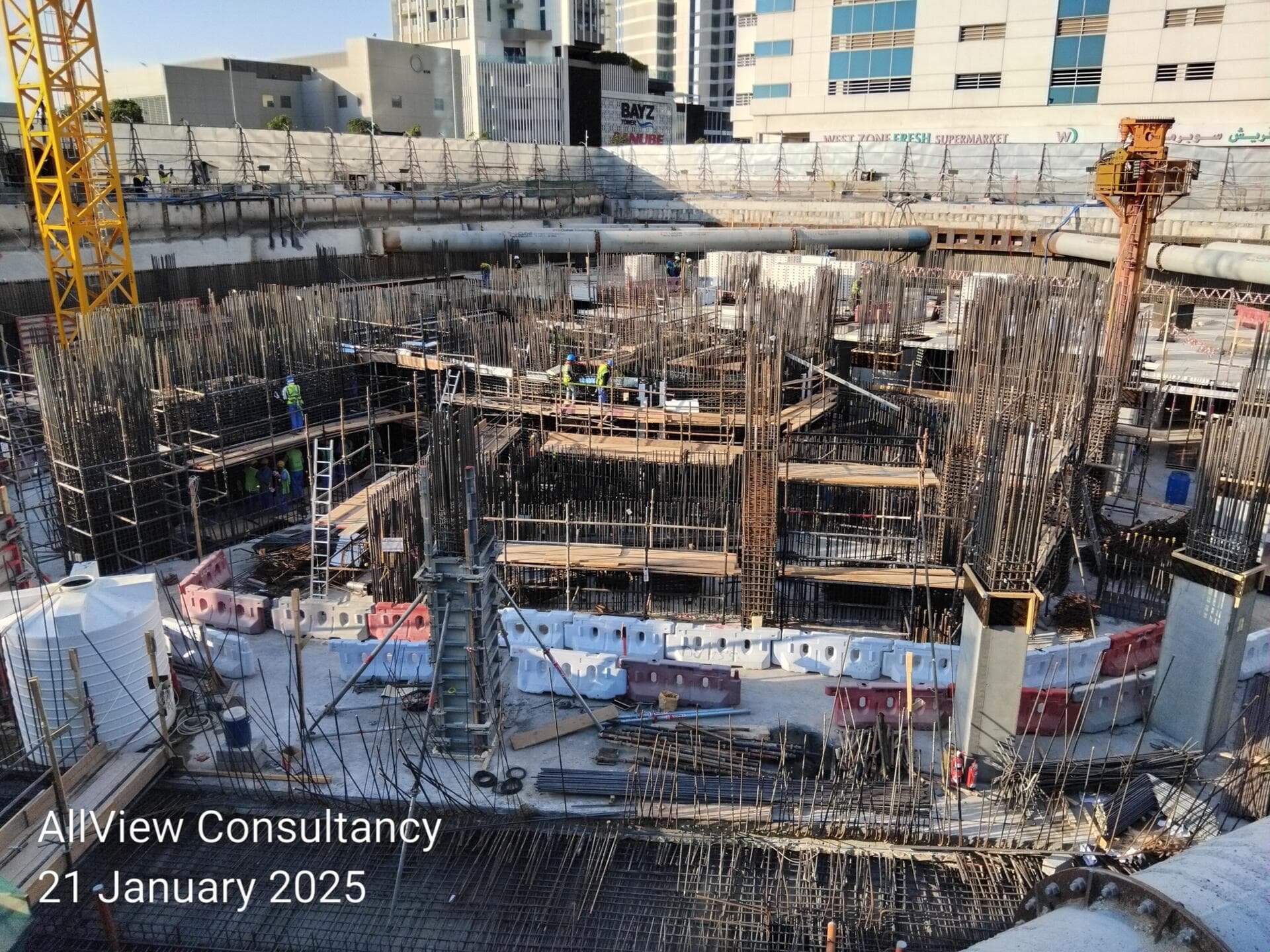 Canal Crown - Construction