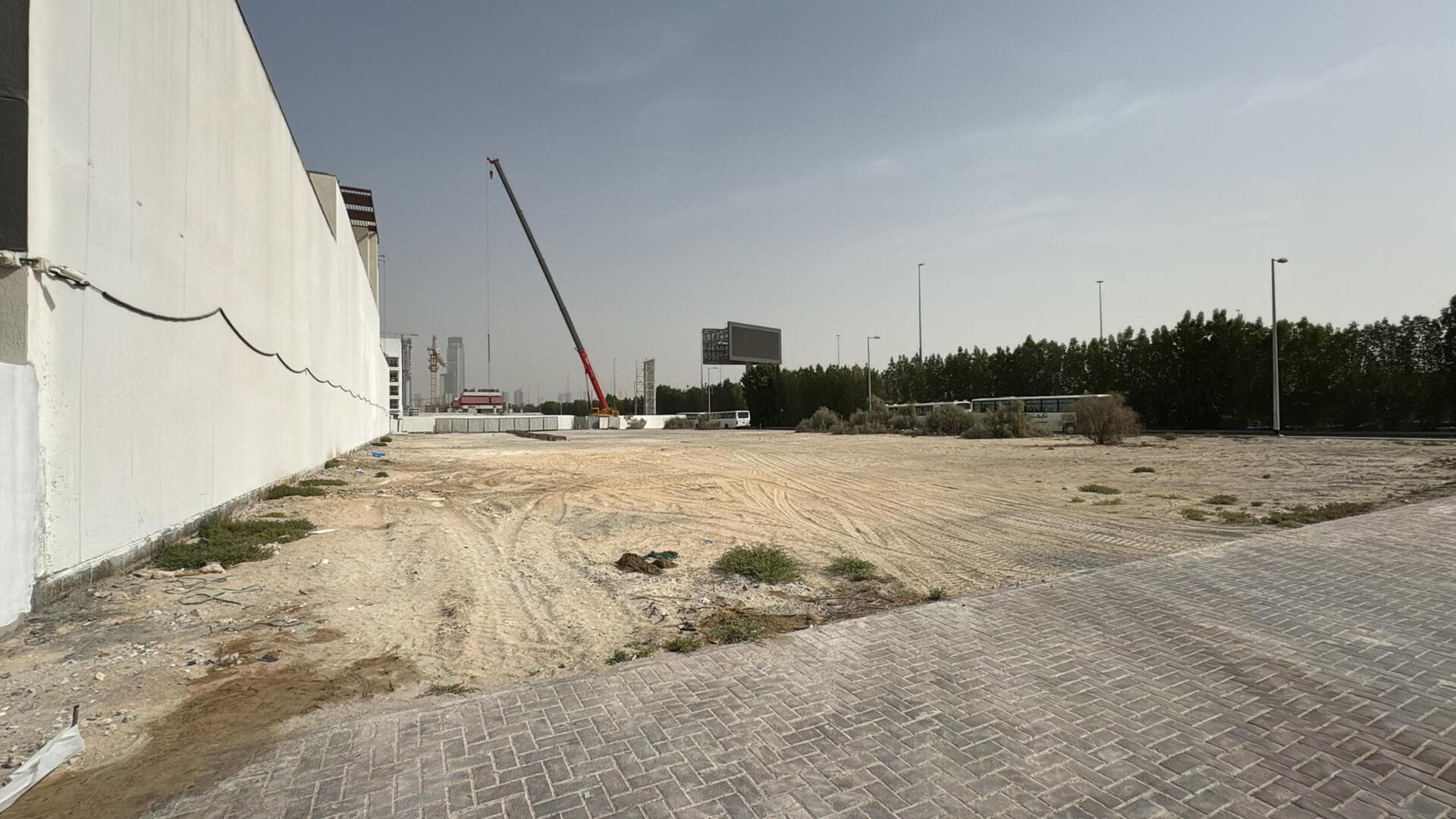 Guzel Towers - Construction
