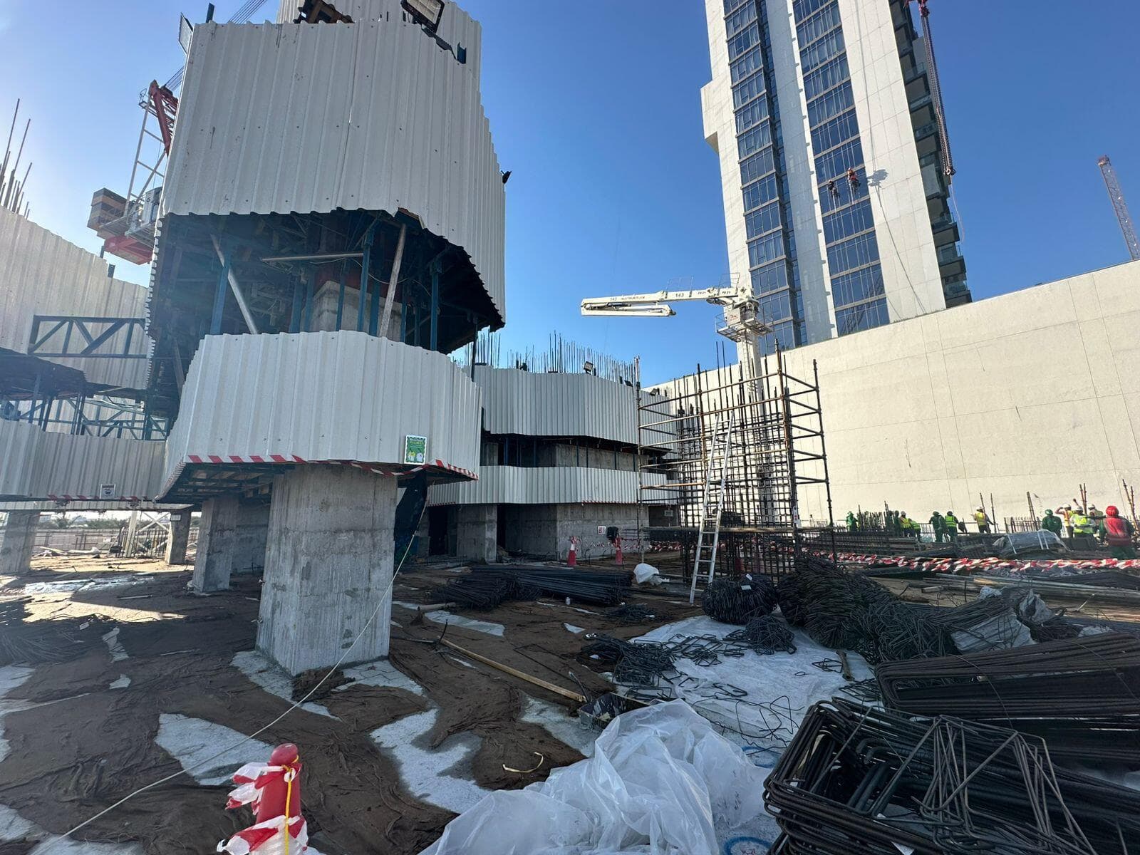 Aria - Construction