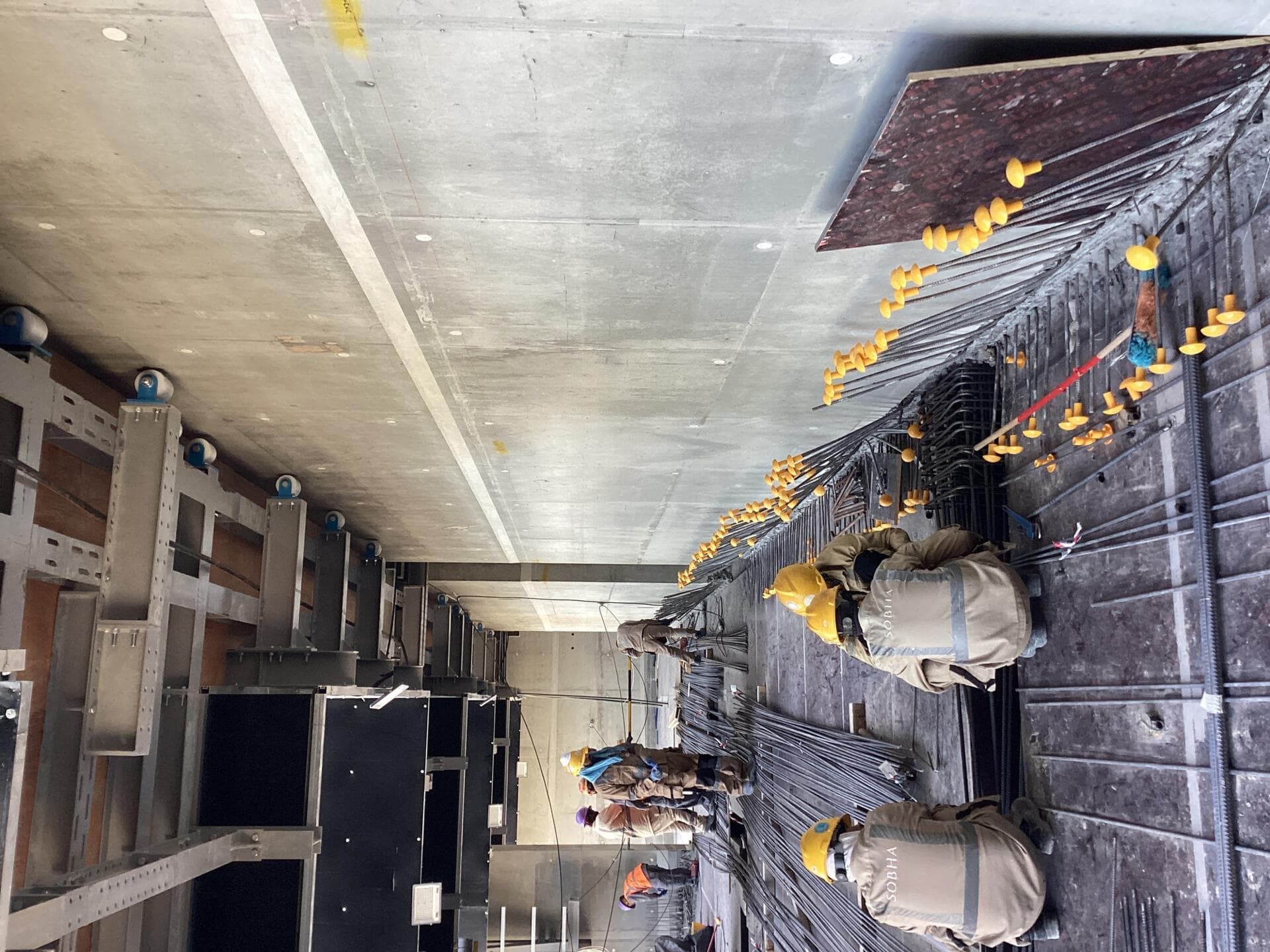 310 Riverside Crescent - Construction
