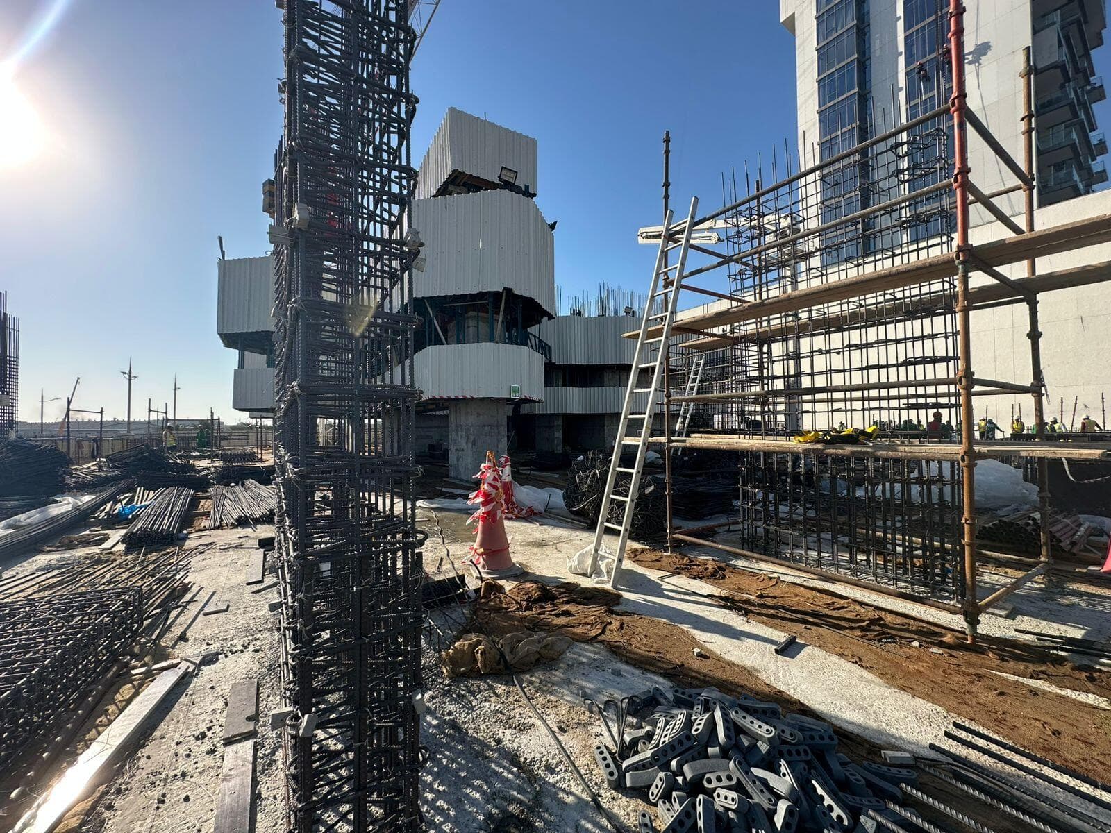 Aria - Construction