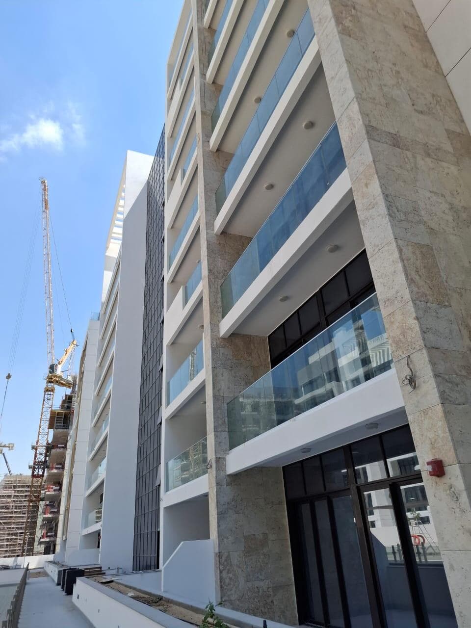 Riviera 61 - Construction