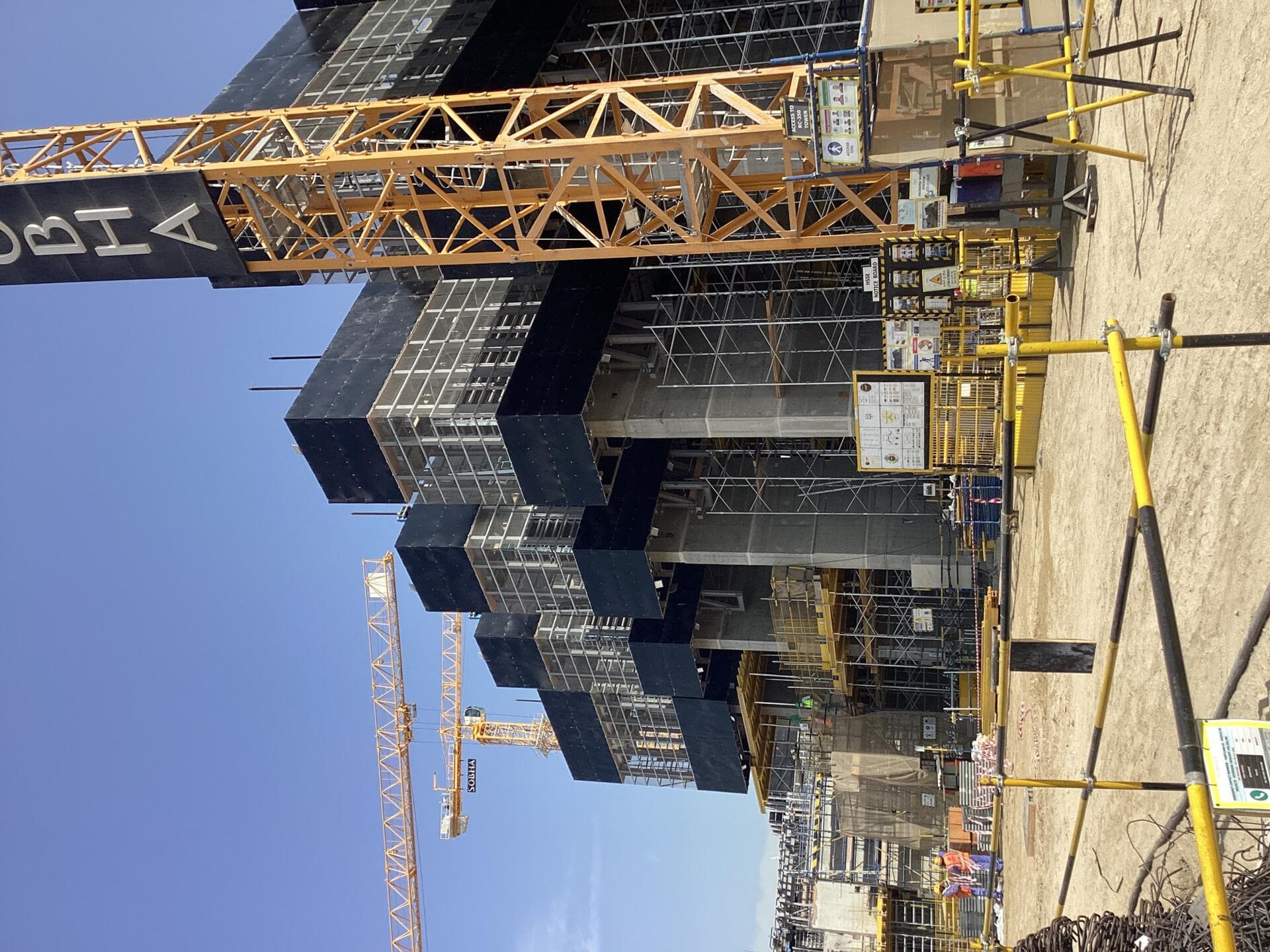 350 Riverside Crescent - Construction