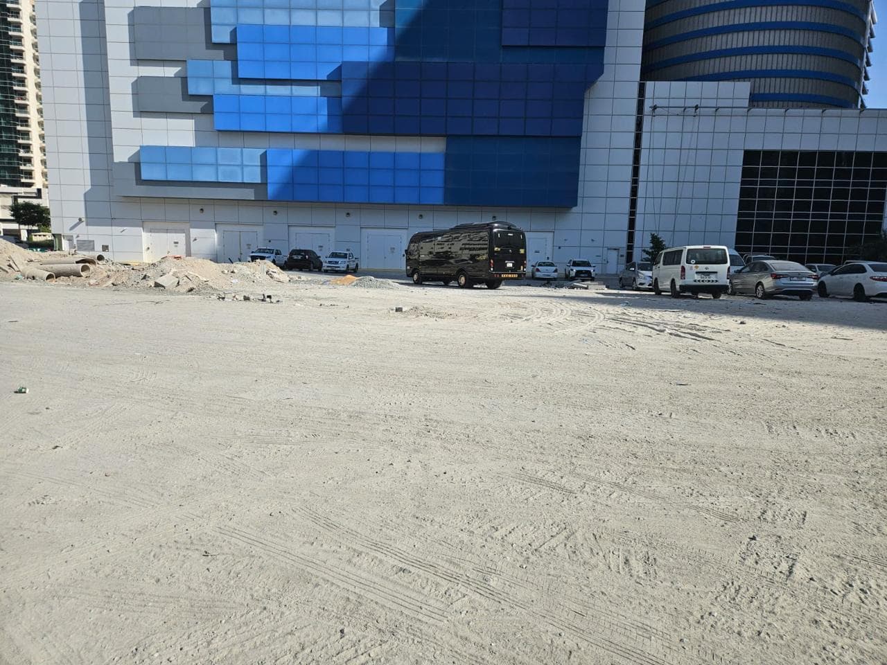 Binghatti Skyhall - Construction