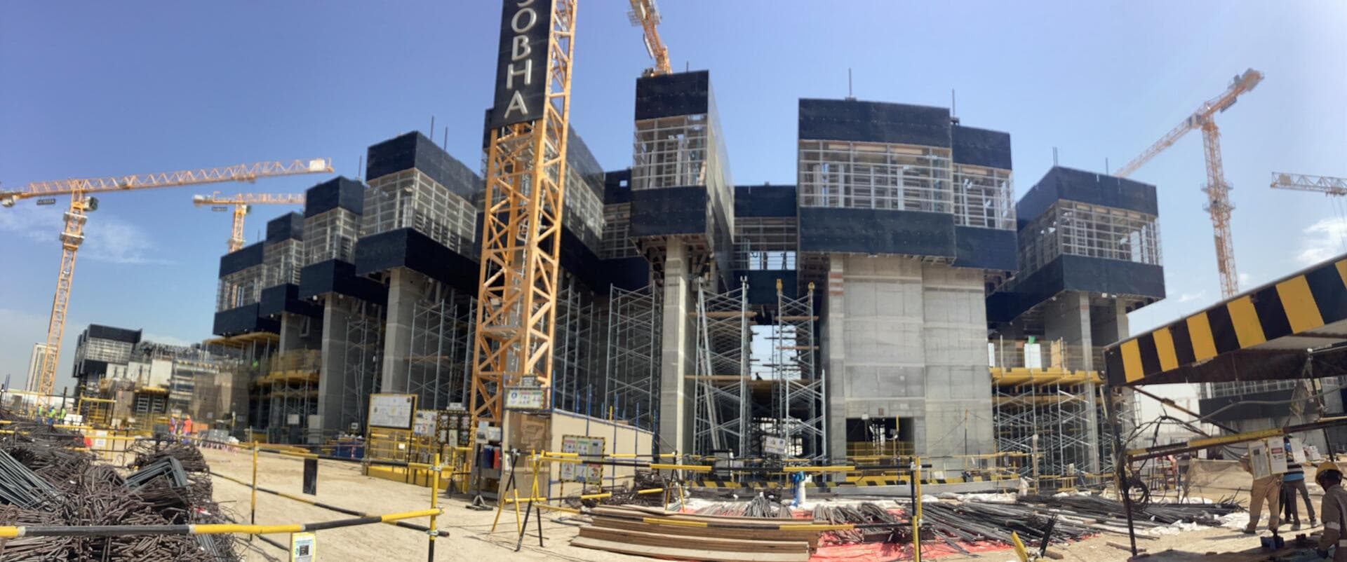 350 Riverside Crescent - Construction