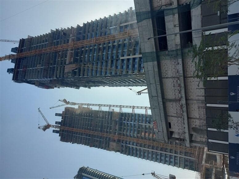 Peninsula Four - Construction