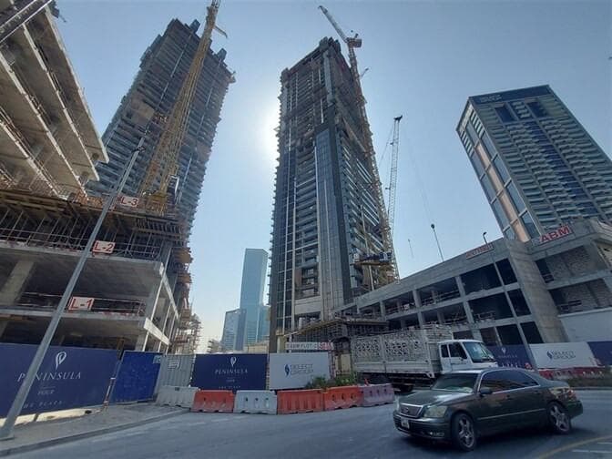 Peninsula Four - Construction