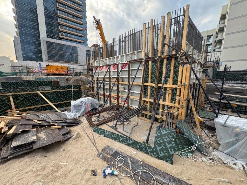 W1NNER - Construction