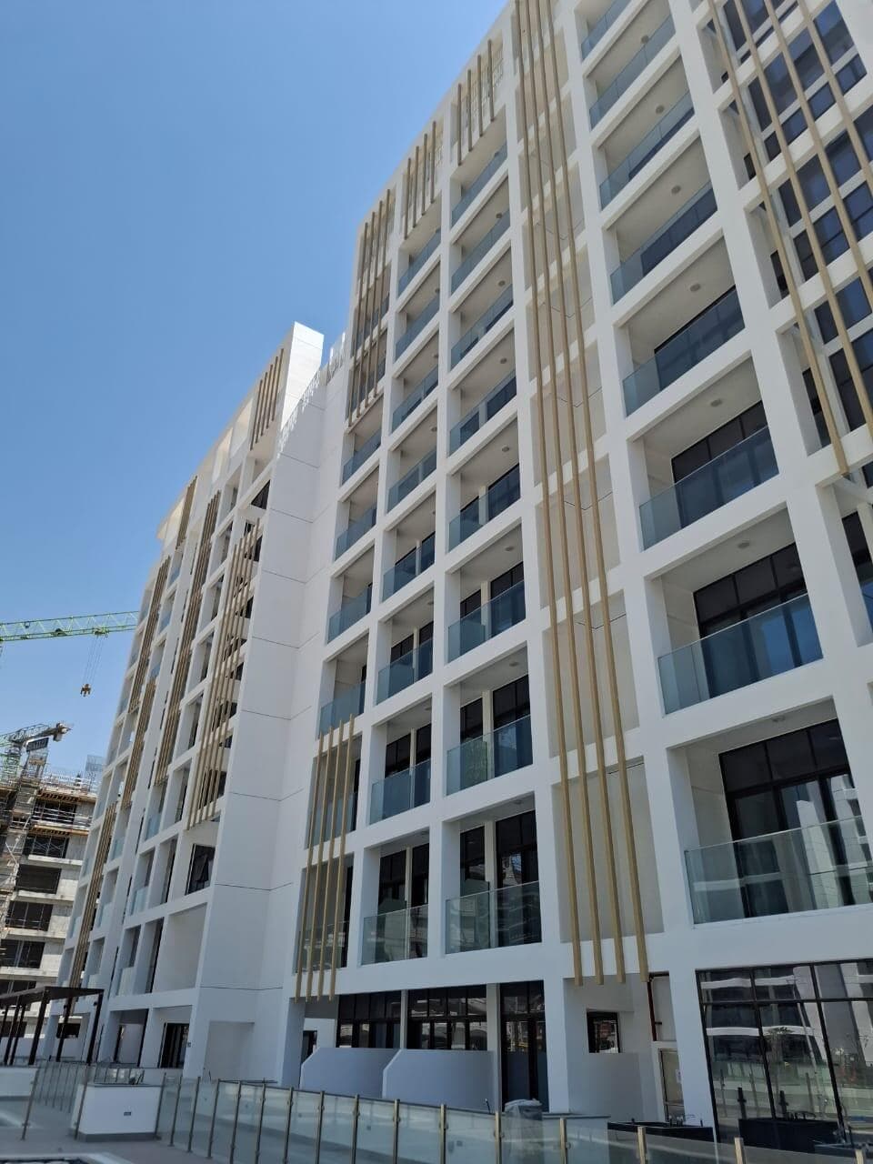 Riviera 65 - Construction