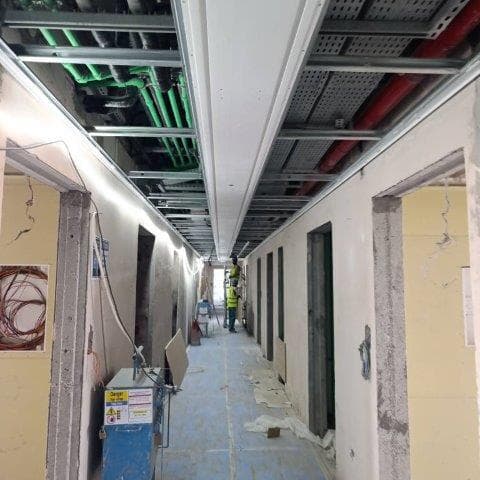 Peninsula Three - Construction