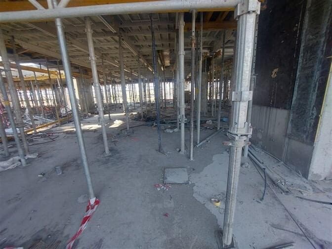 Gardens 2 - Construction
