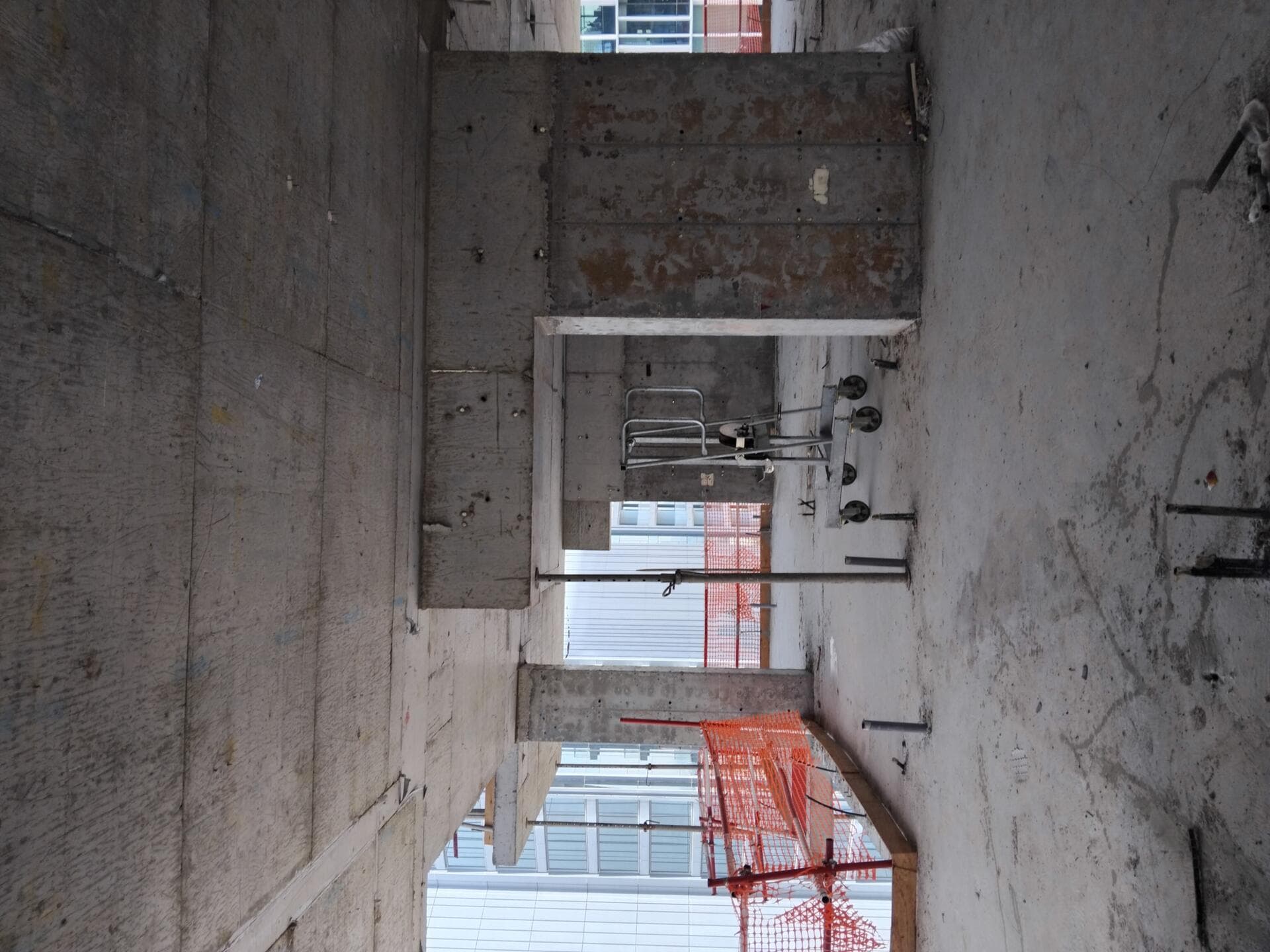 Elegance Tower - Construction