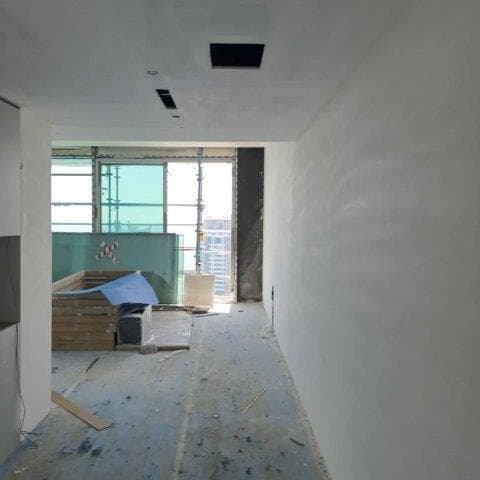 Peninsula Three - Construction