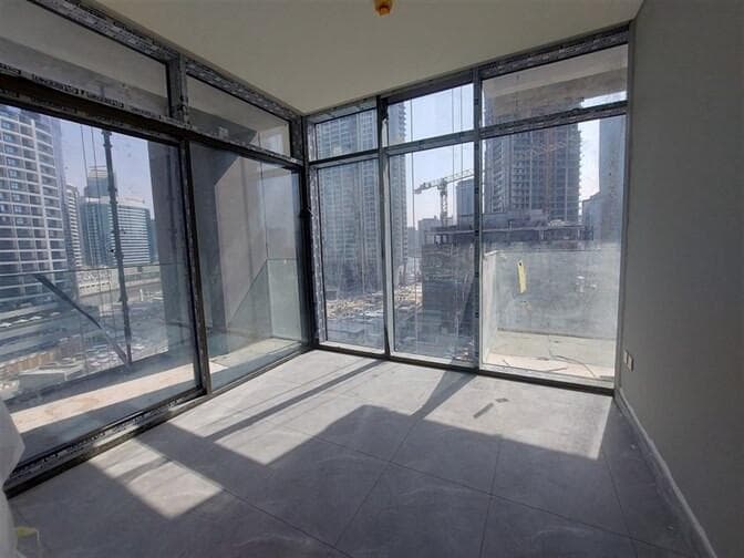 Peninsula Two - Construction