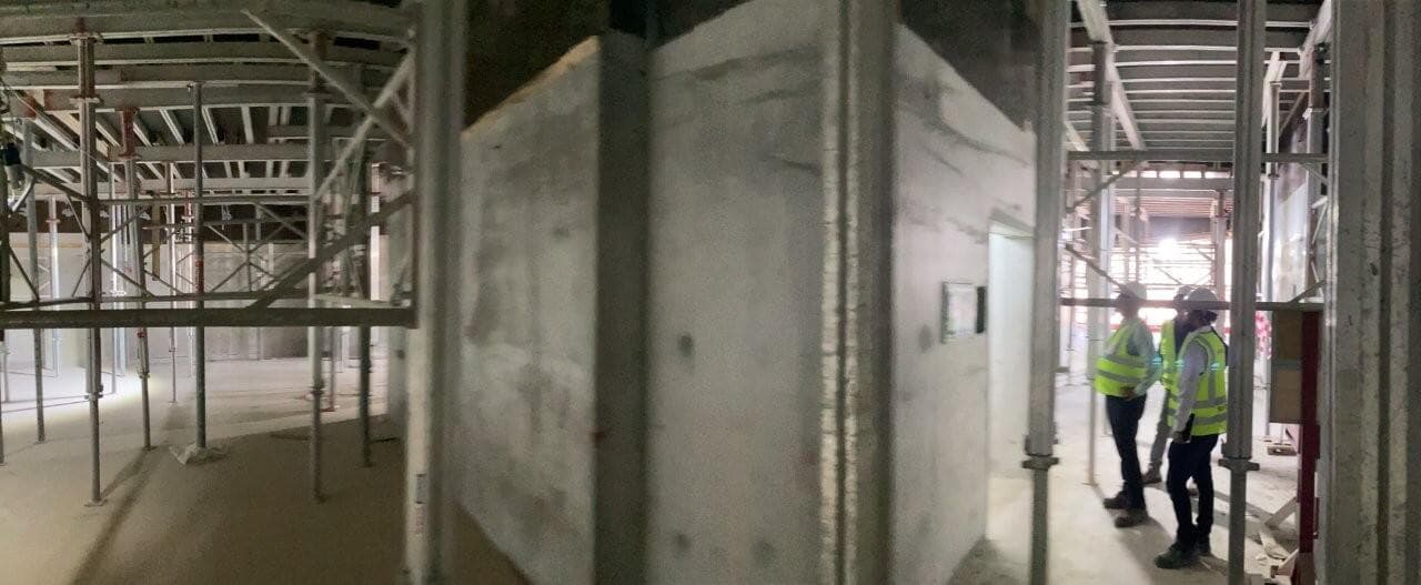 UH - Construction