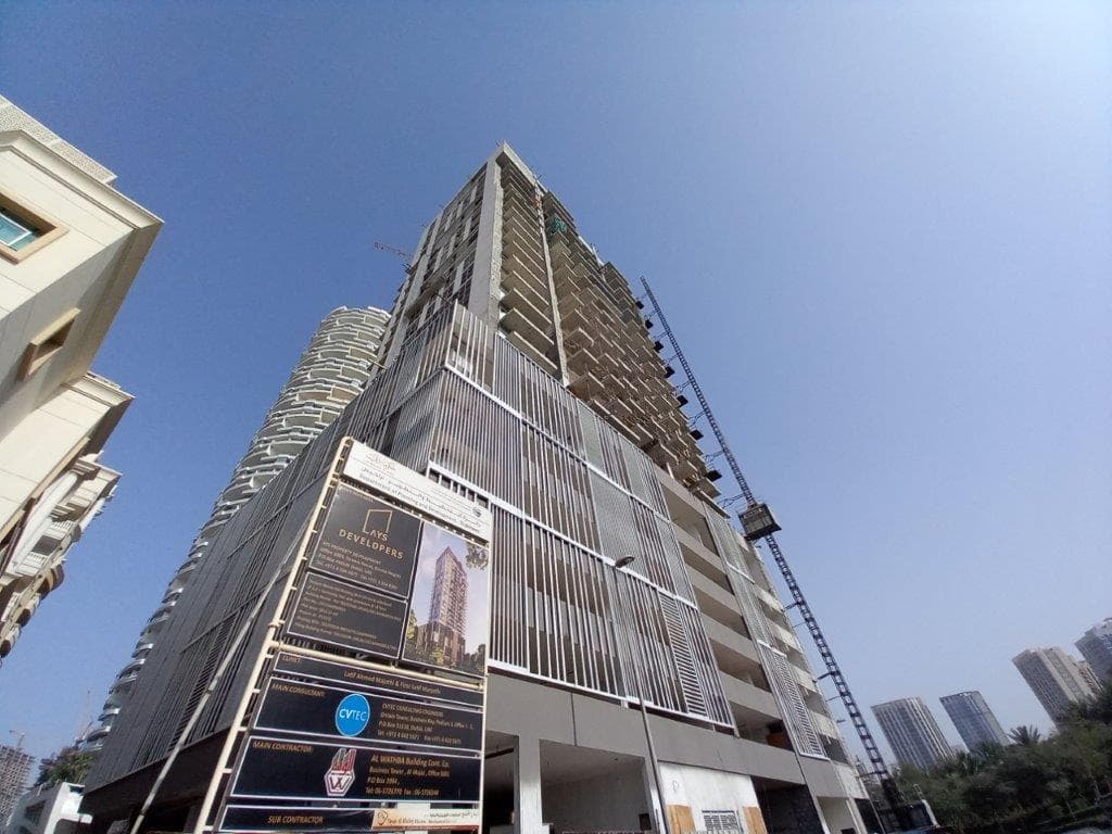 Q Gardens Lofts - Construction