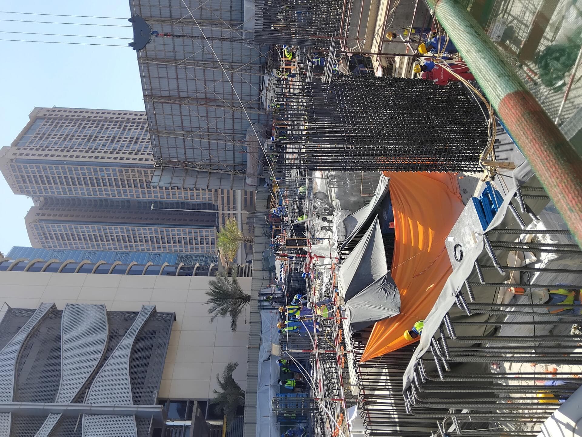 Iconic Tower - Construction
