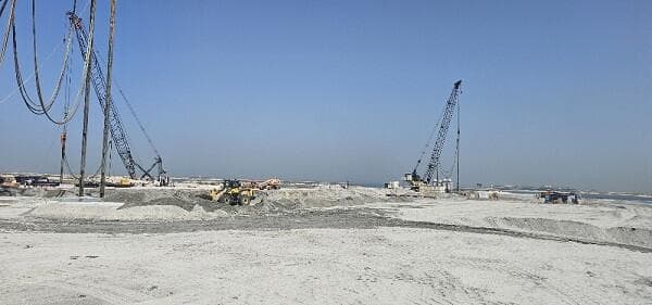 Amali Island - Construction