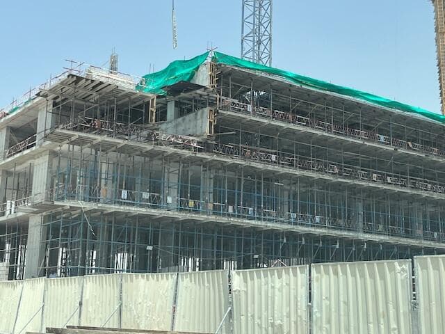 11 Hills Park - Construction