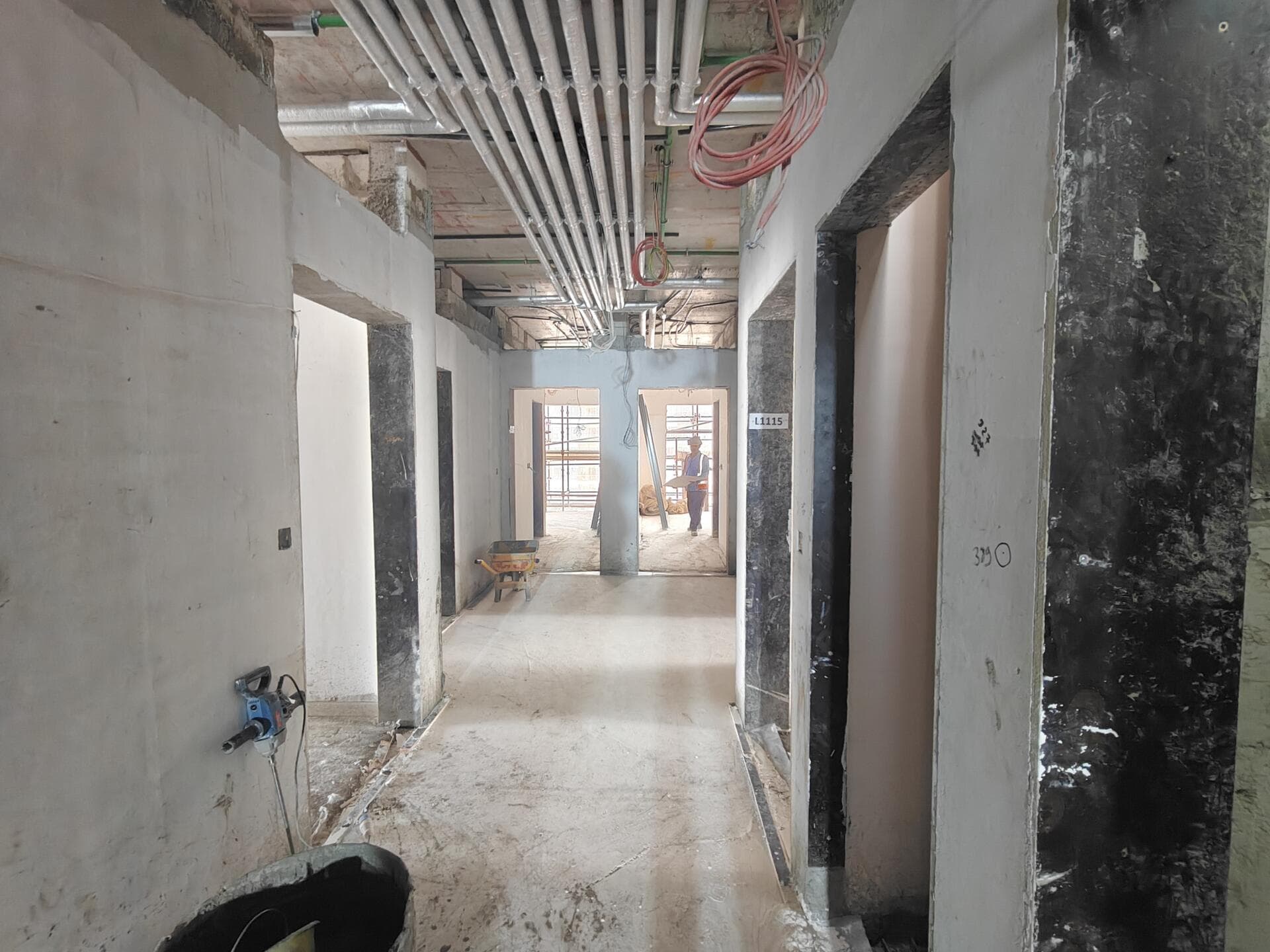 Weybridge Gardens - Construction