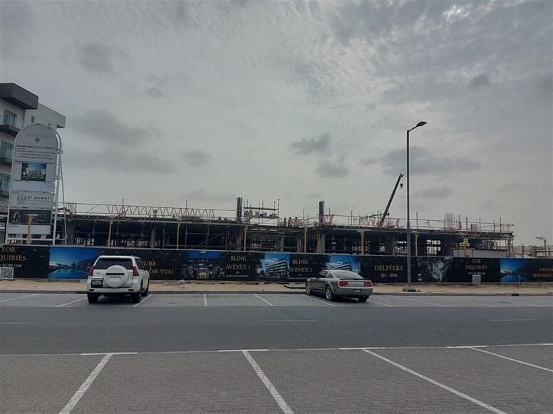 Bling Avenue 1 - Construction