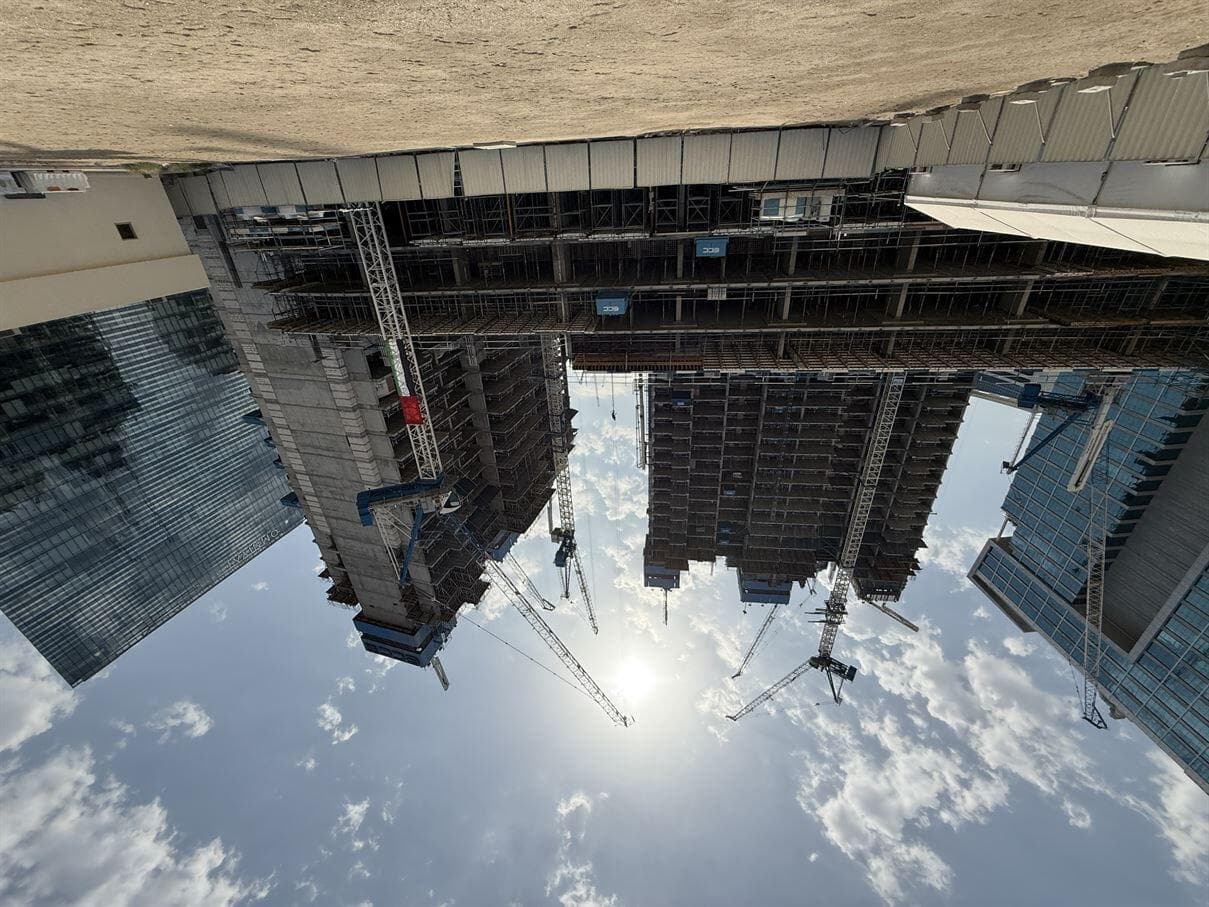The Edge - Construction