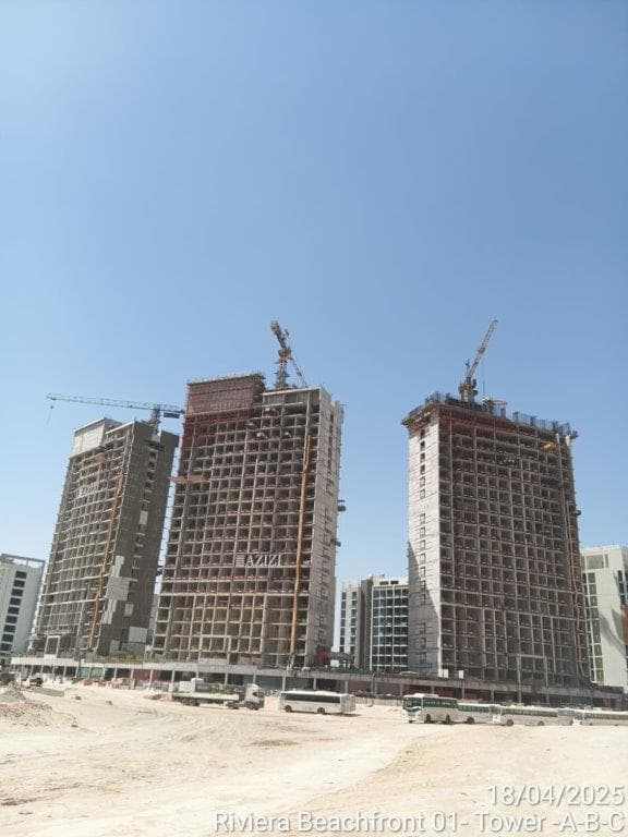 Riviera Reve - Construction