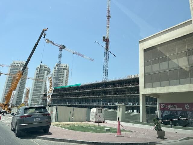11 Hills Park - Construction