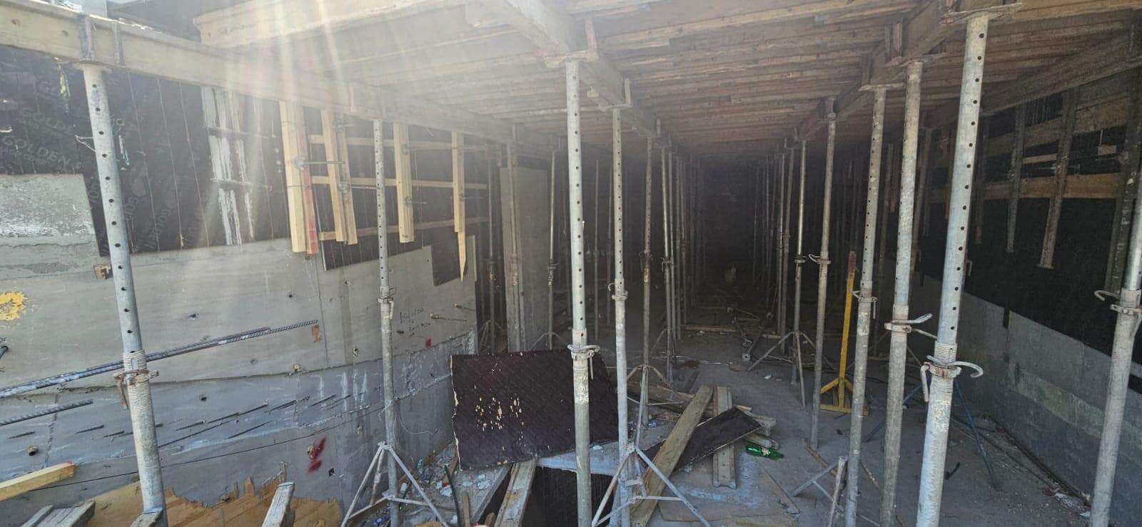 VAL by Kasco - Construction