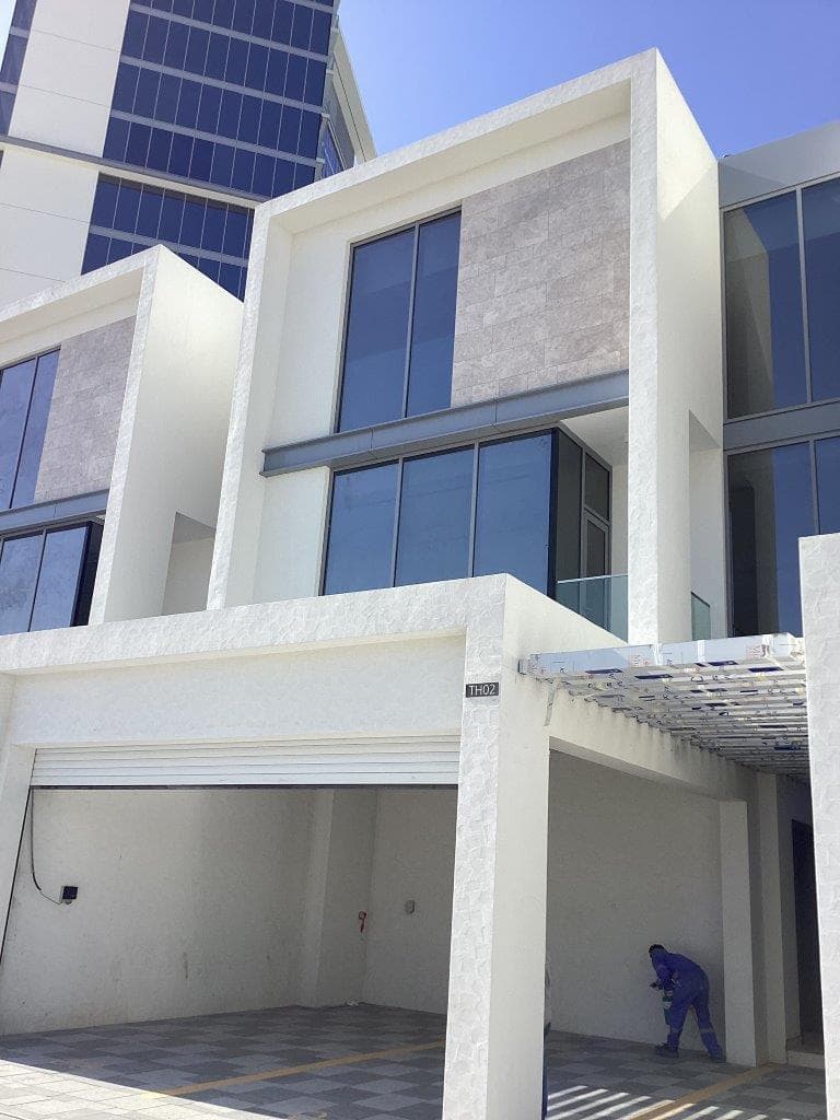 Lagoon Views At District One - Construction